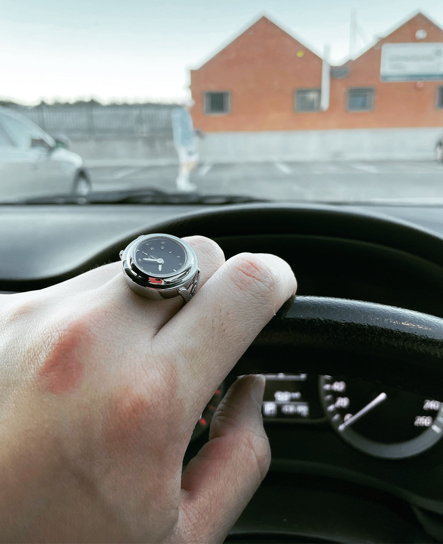 Ring Watch (Classic Style)