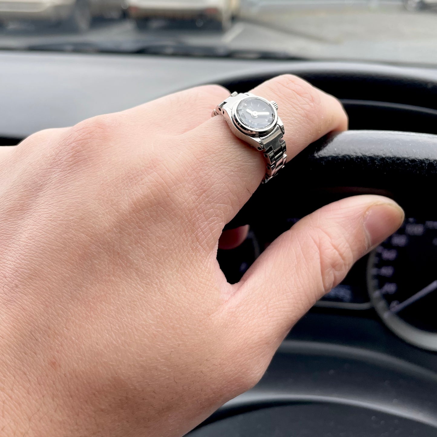 Ring Watch (HOT ITEMS)